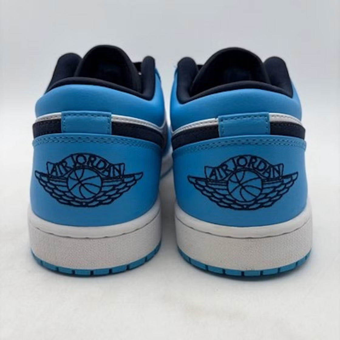 Used - Air Jordan 1 Low UNC (2021) - US M 11 - detail 4