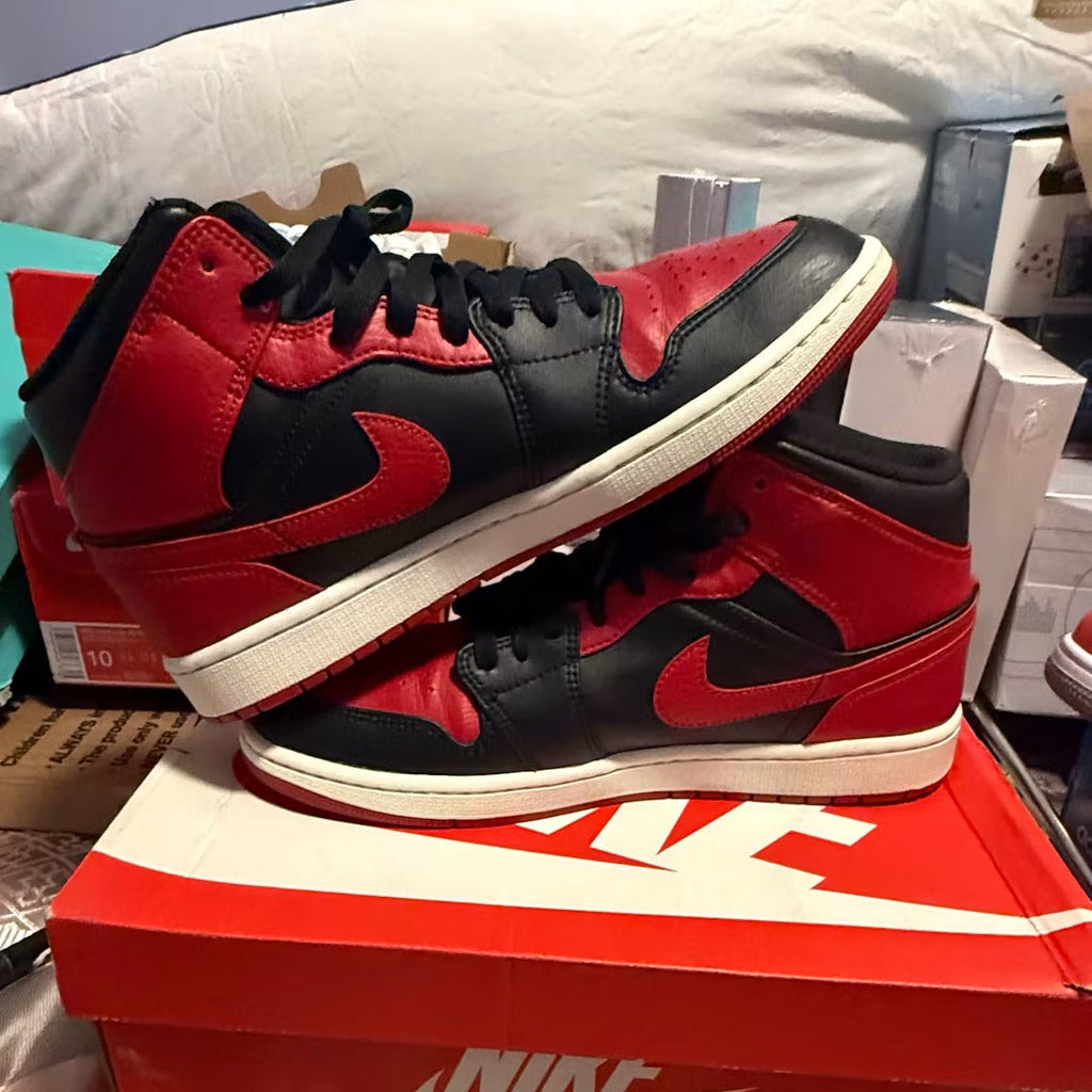 Used - Air Jordan 1 Mid Banned (2020) - US M 10 - detail 2